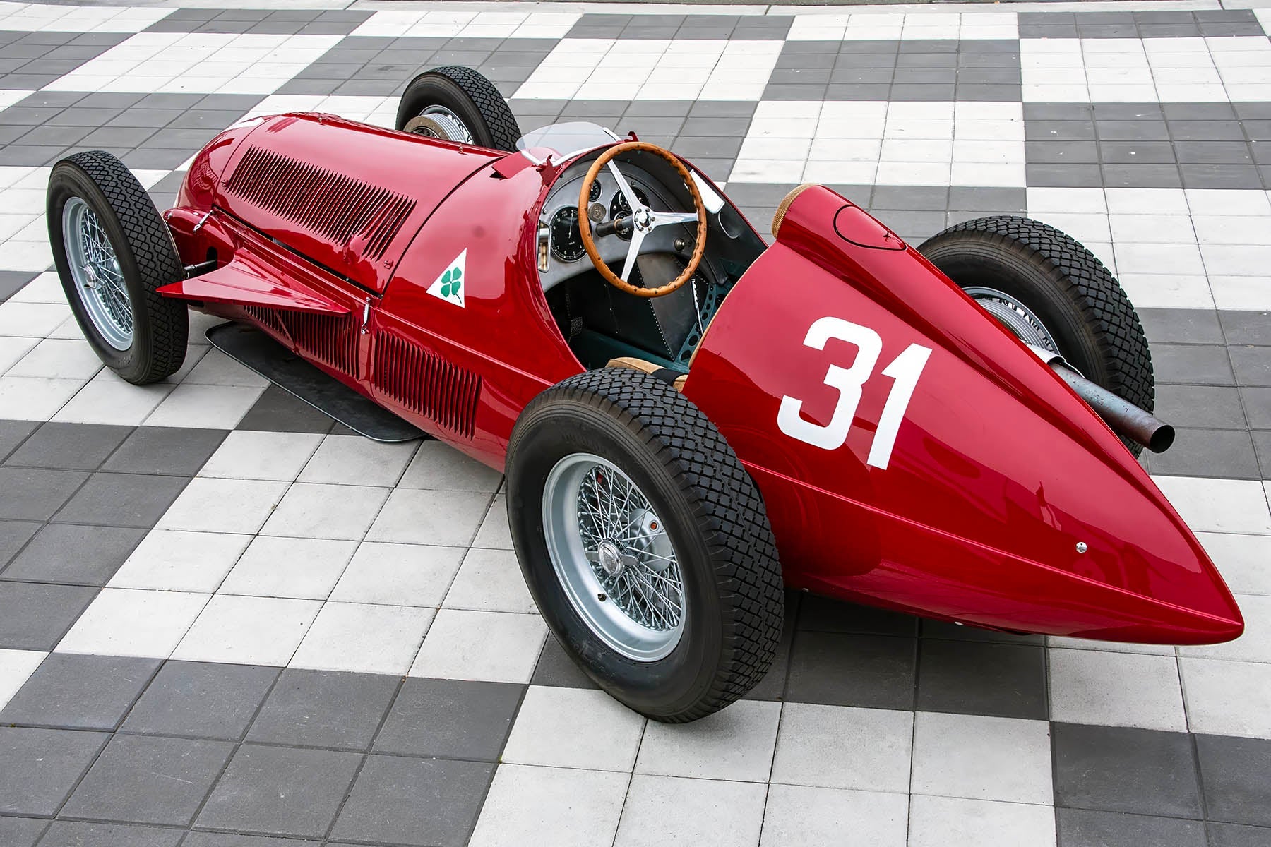 Alfa_Romeo-Alfetta-02